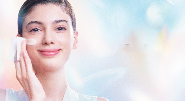 Reveal your Radiance with Lumi-Reflecting Skin