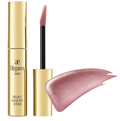 Luxurious and lush mauve rose